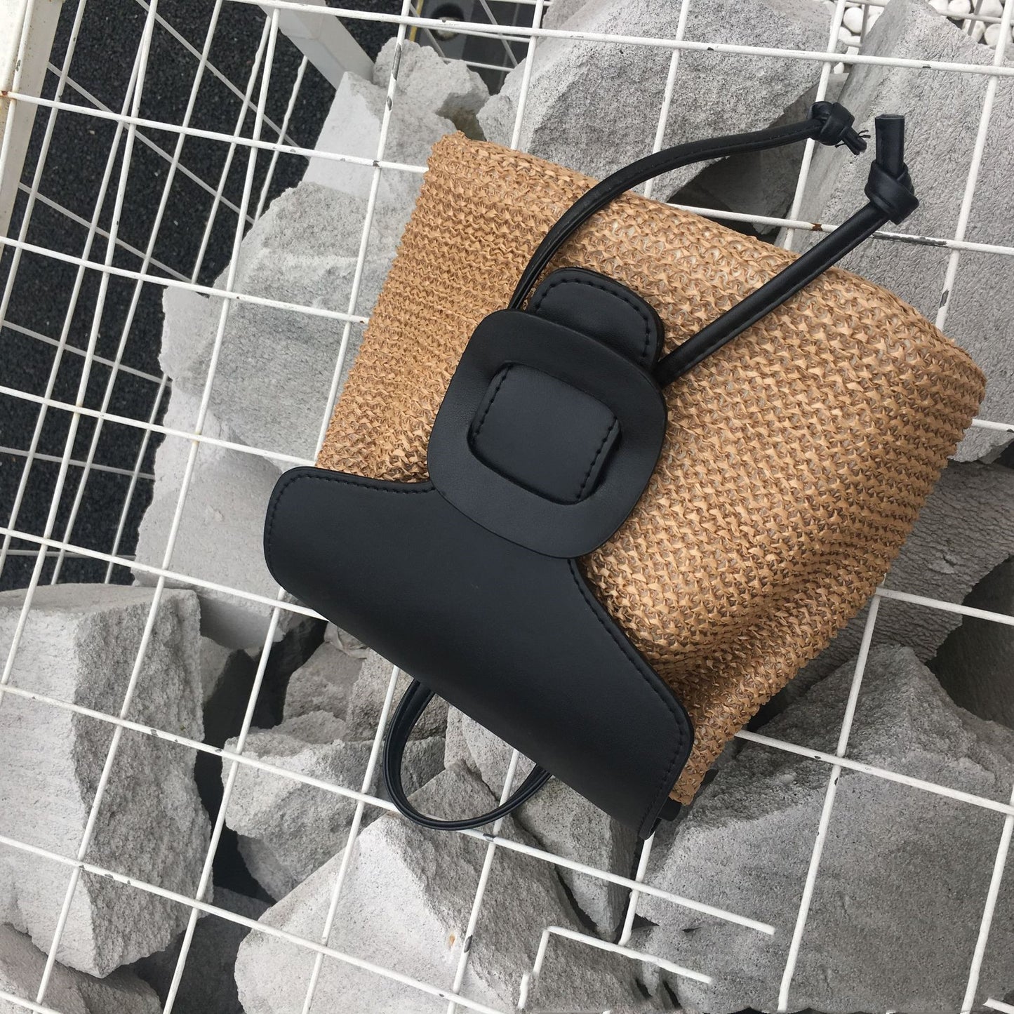 Modischer Rucksack mit gewebter Schulter und Schultasche für den Urlaub