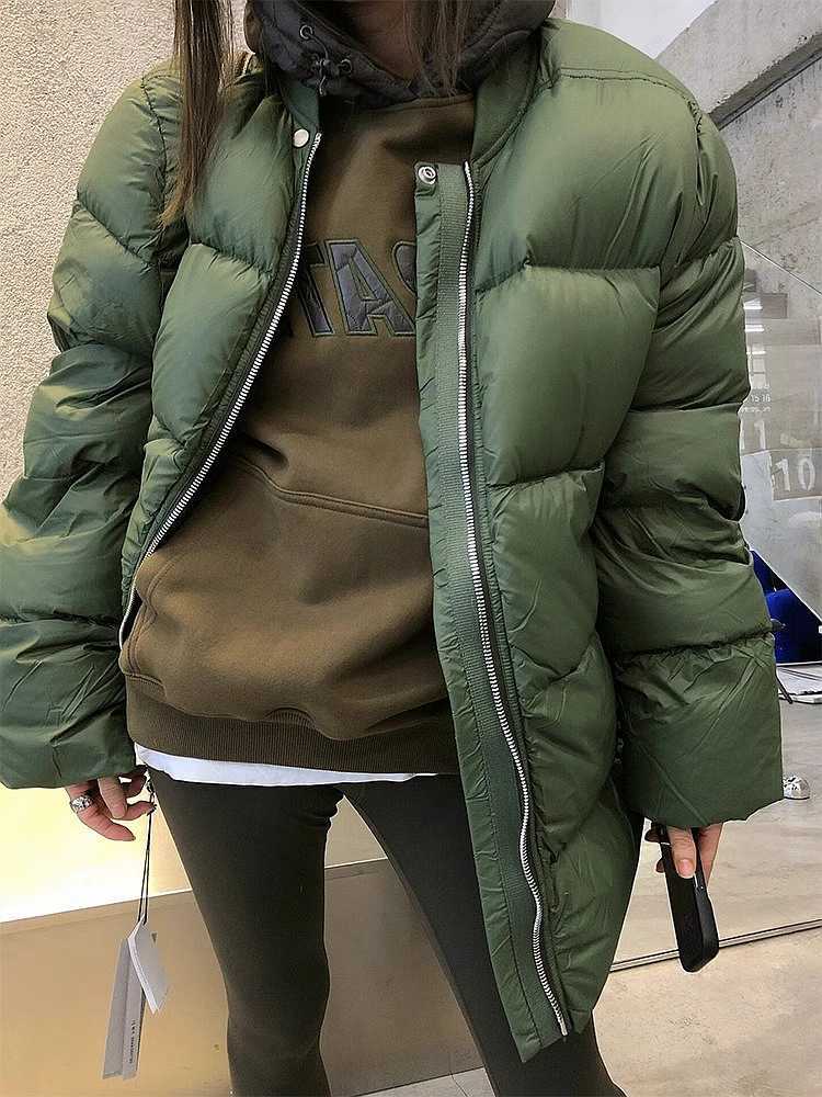 Warmer dunkelgrüner kragenloser Baumwollmantel für Damen