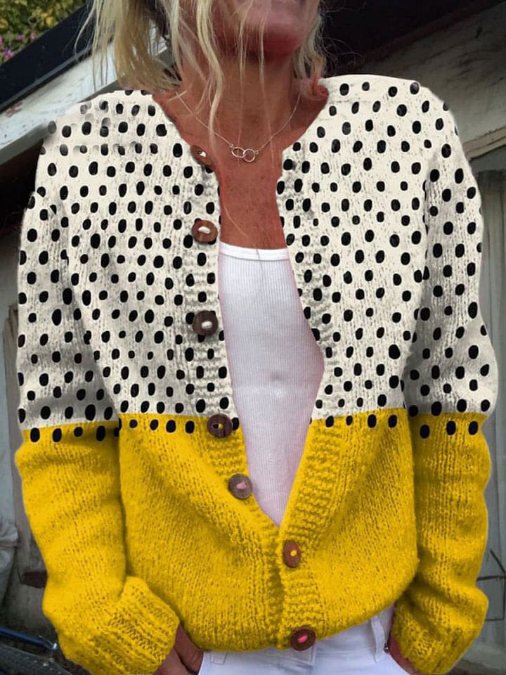 Suéter de mujer con elementos animales y cárdigan floral