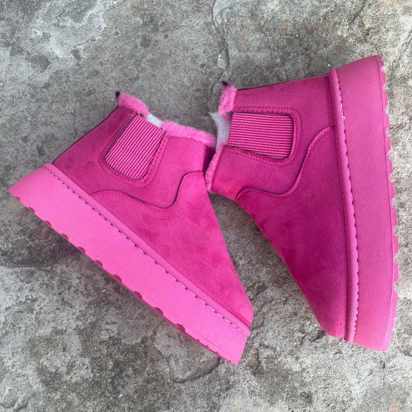 Winter-Schneestiefel, modische flache Baumwollschuhe mit dicken Sohlen, runde Zehenpartie, warme Plüsch-Stiefelette für Damen