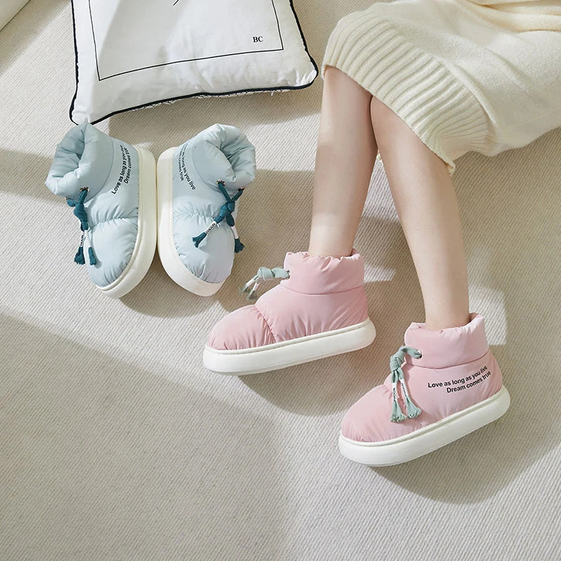 Botas de nieve de felpa gruesas e impermeables para mujer, zapatos de algodón con cordón de invierno para interior y exterior, cómodas y cálidas con suela suave
